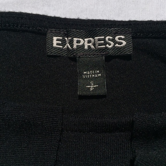 EXPRESS | black ruffle front tank top - Picture 5 of 6